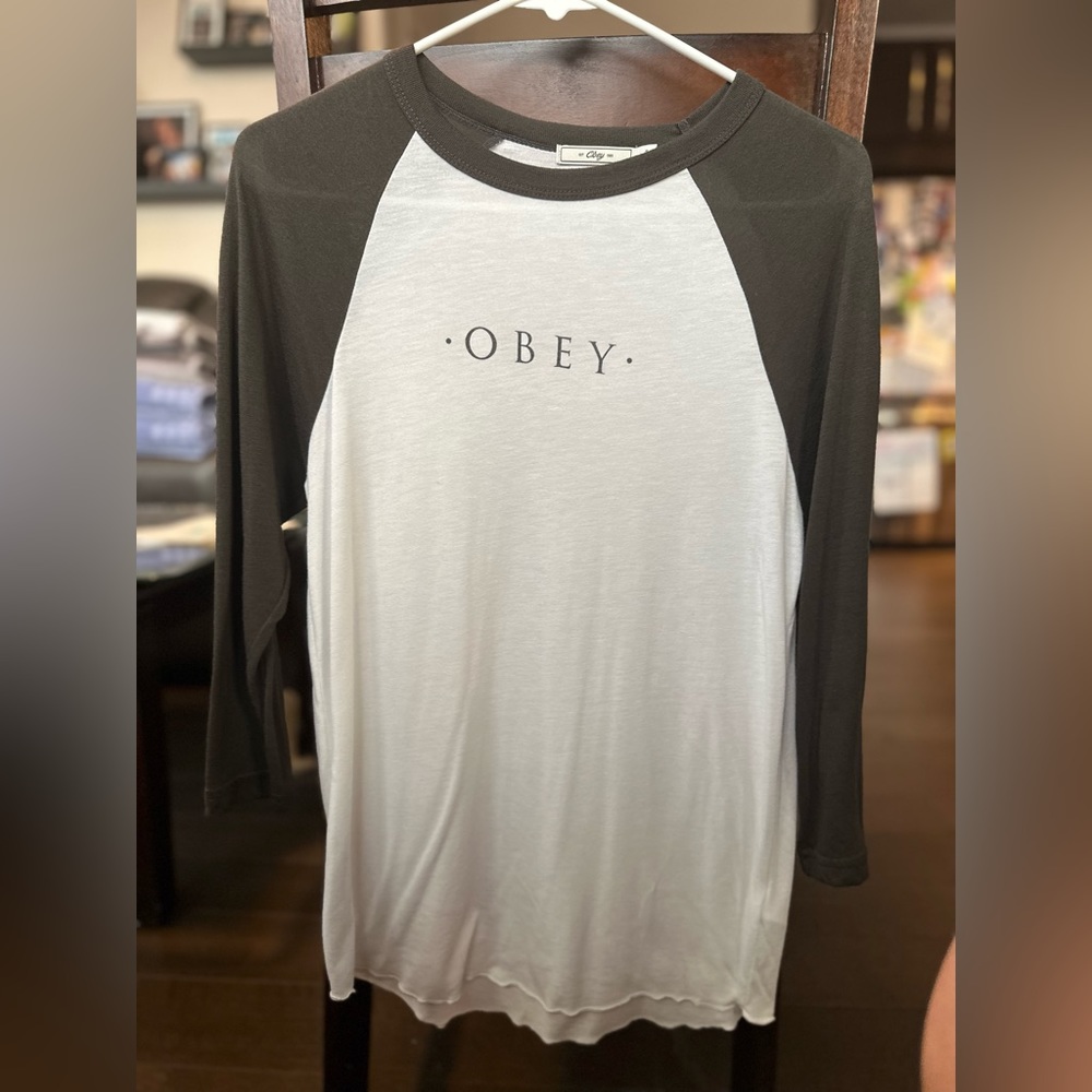Obey baseball t-shirt (S)